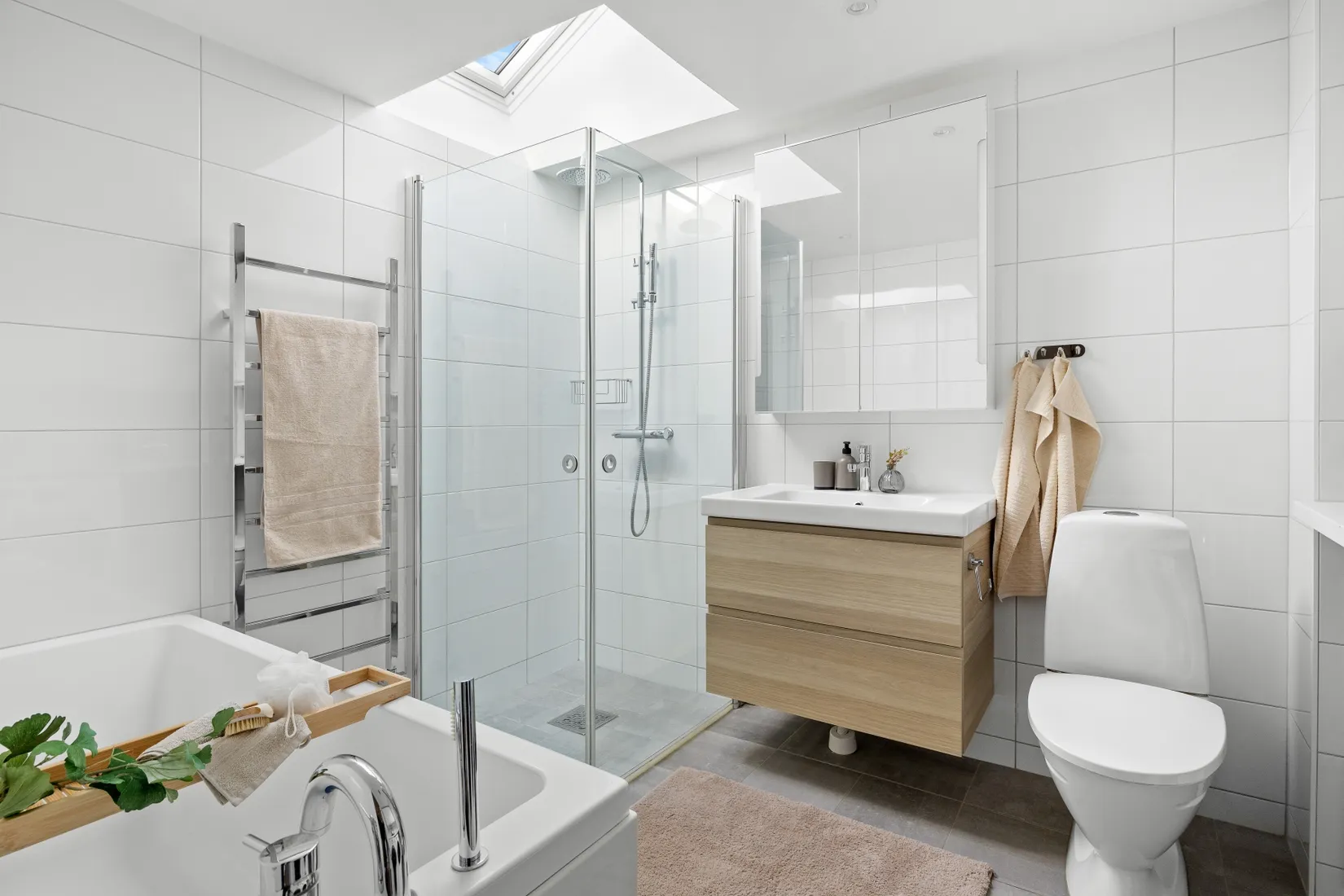 Villa, Radhus, Ingefasts väg 87, Täby kyrkby, Täby