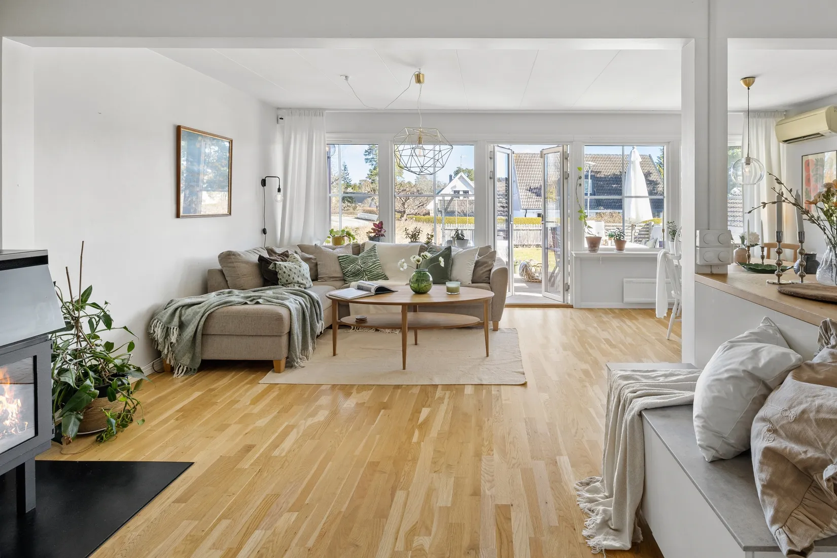 Villa, Radhus, Ingefasts väg 87, Täby kyrkby, Täby