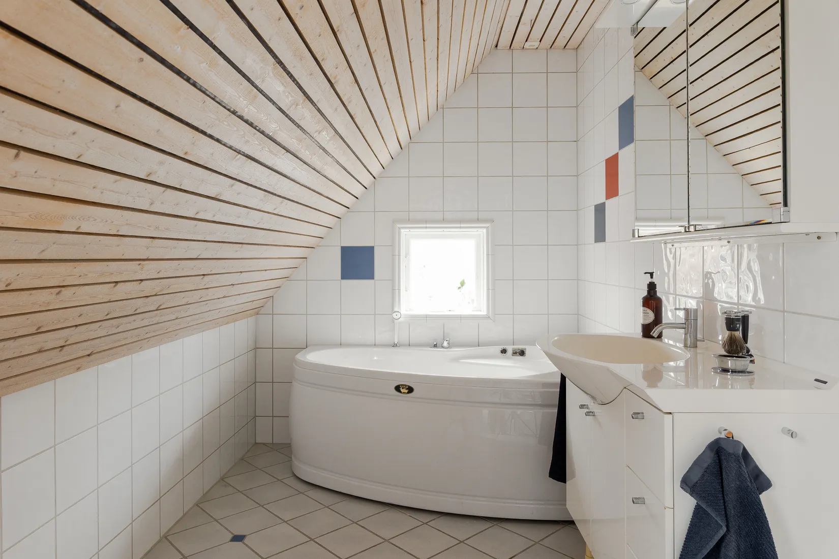 Villa, Östregårdsgatan 12, Öster/centrum, Växjö