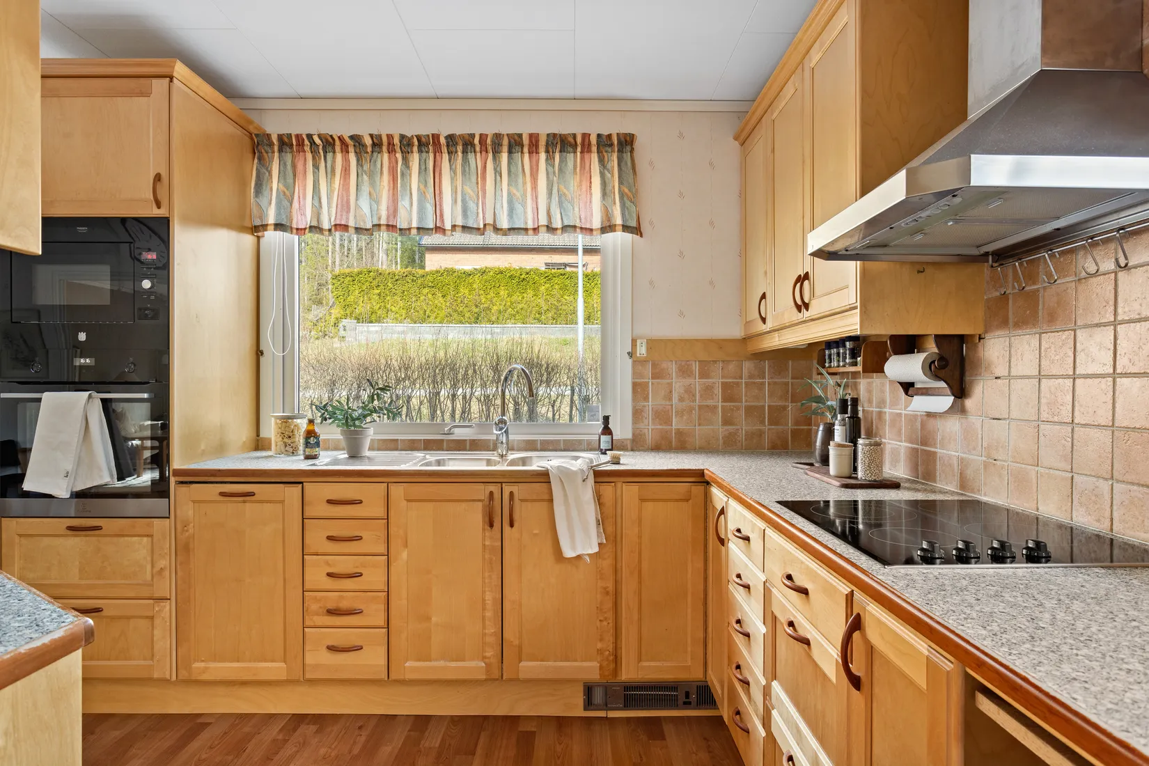 Villa, Skimmelvägen 21, Jakobsberg, Järfälla