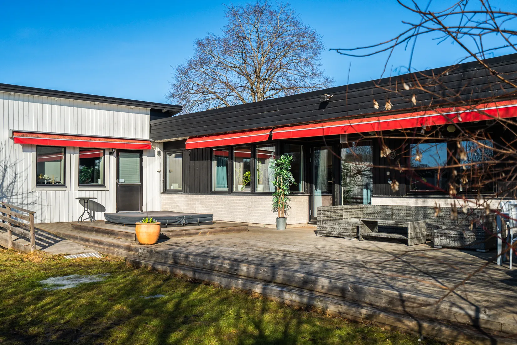 Villa, Bandygatan 57, Rönnby, Västerås