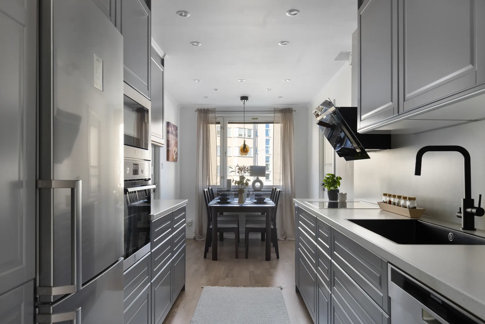 Bostadsrätt, Solfagravägen 1, Kvarnbergsplan, Huddinge