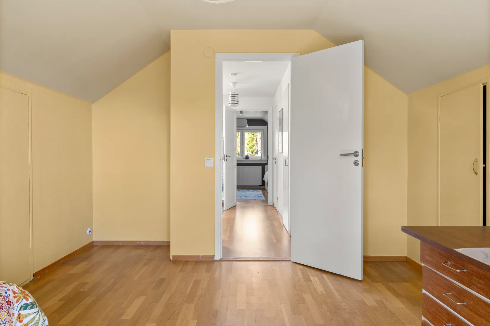 Villa, Solbovägen 7, Rönninge/Nytorp, Salem