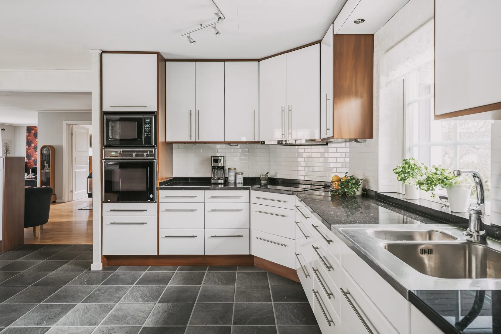 Villa, Skiftesvägen 13, Mariestad