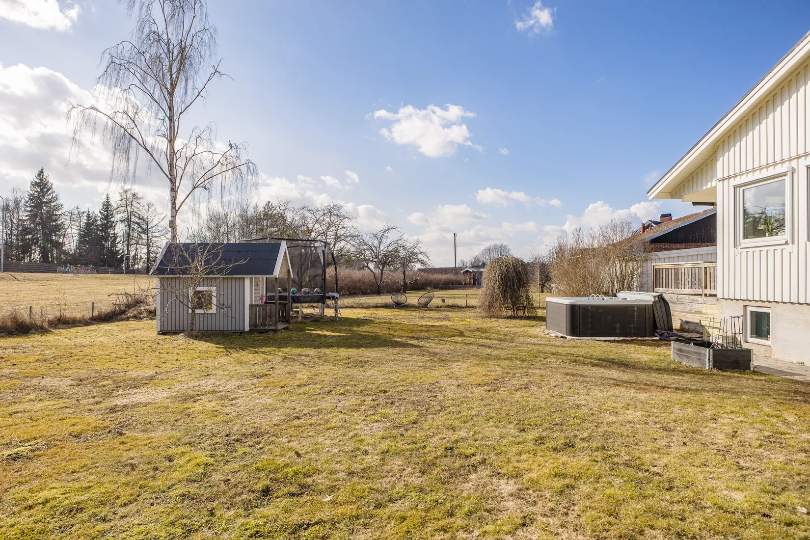 Villa, Ullvigatan 7, Irsta, Västerås