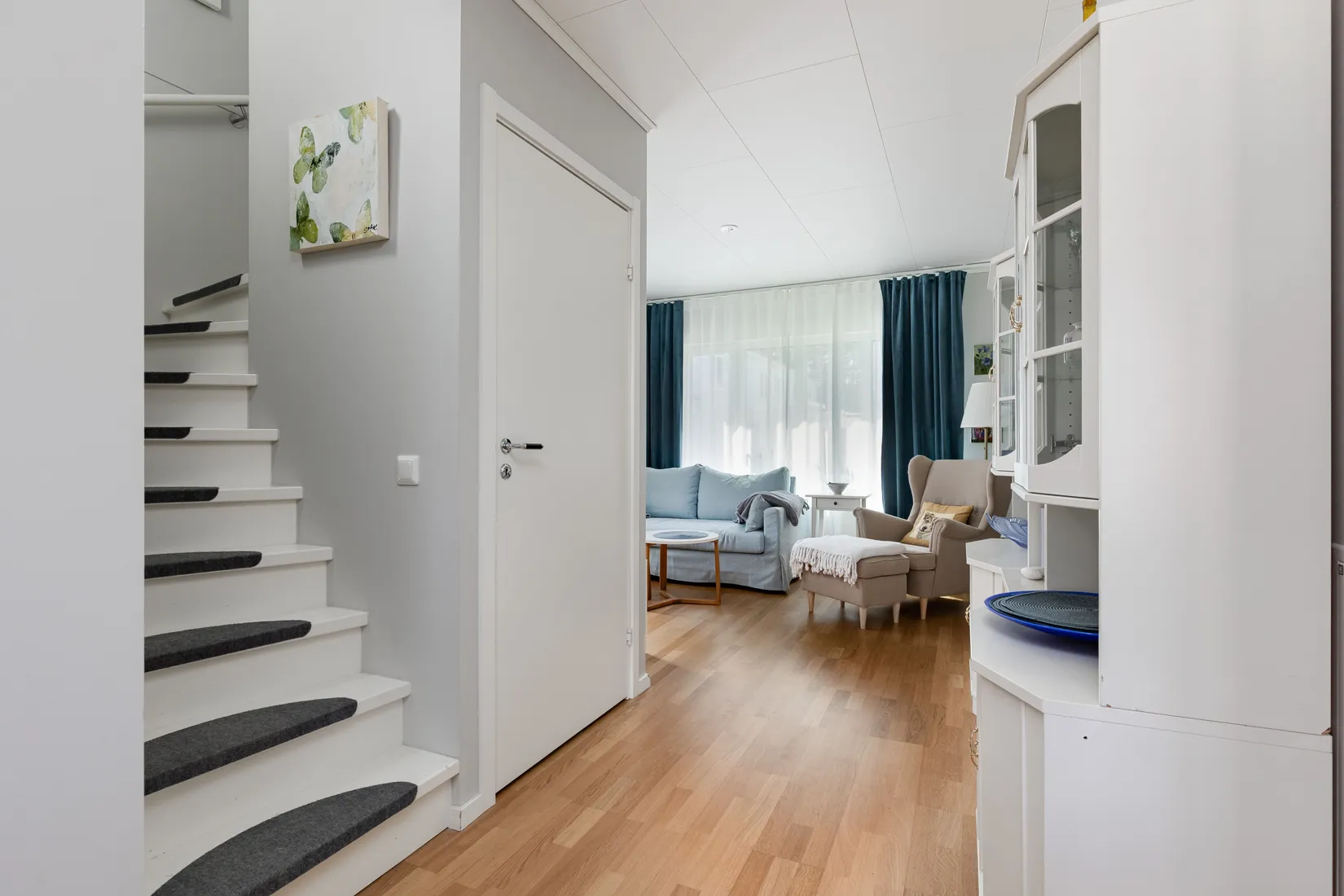 Radhus, Jägarbacken 54A, Strängnäs