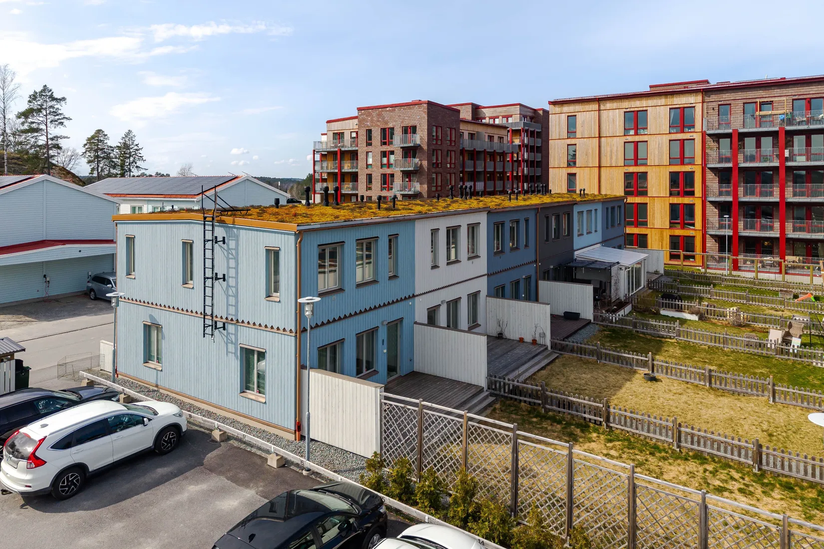 Radhus, Jägarbacken 54A, Strängnäs