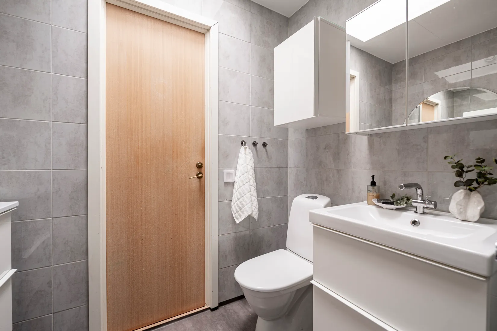 Villa, Radhus, Håkantorpsgatan 113, Skälby, Västerås