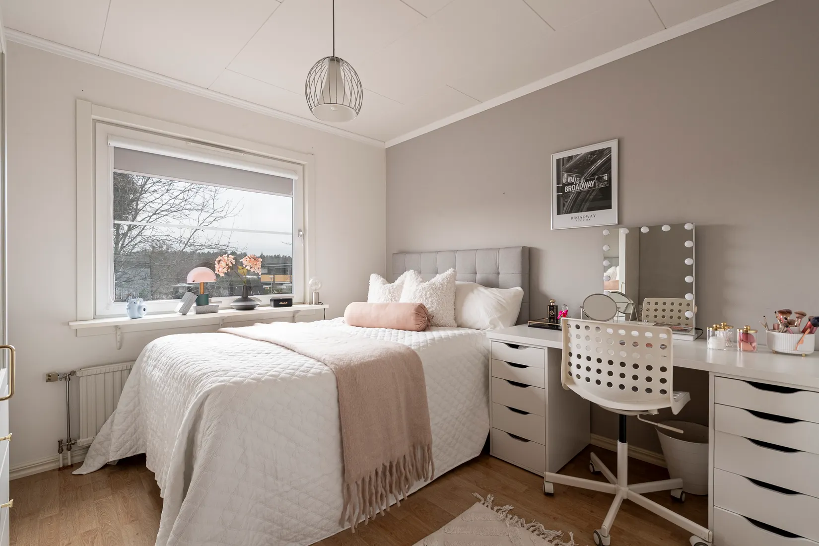 Villa, Radhus, Håkantorpsgatan 113, Skälby, Västerås