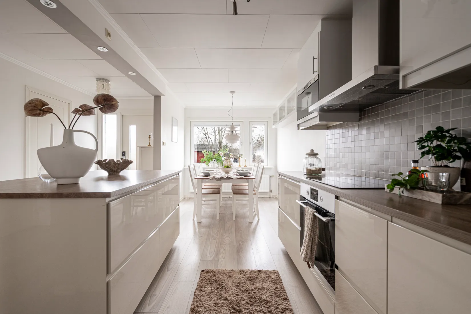 Villa, Radhus, Håkantorpsgatan 113, Skälby, Västerås