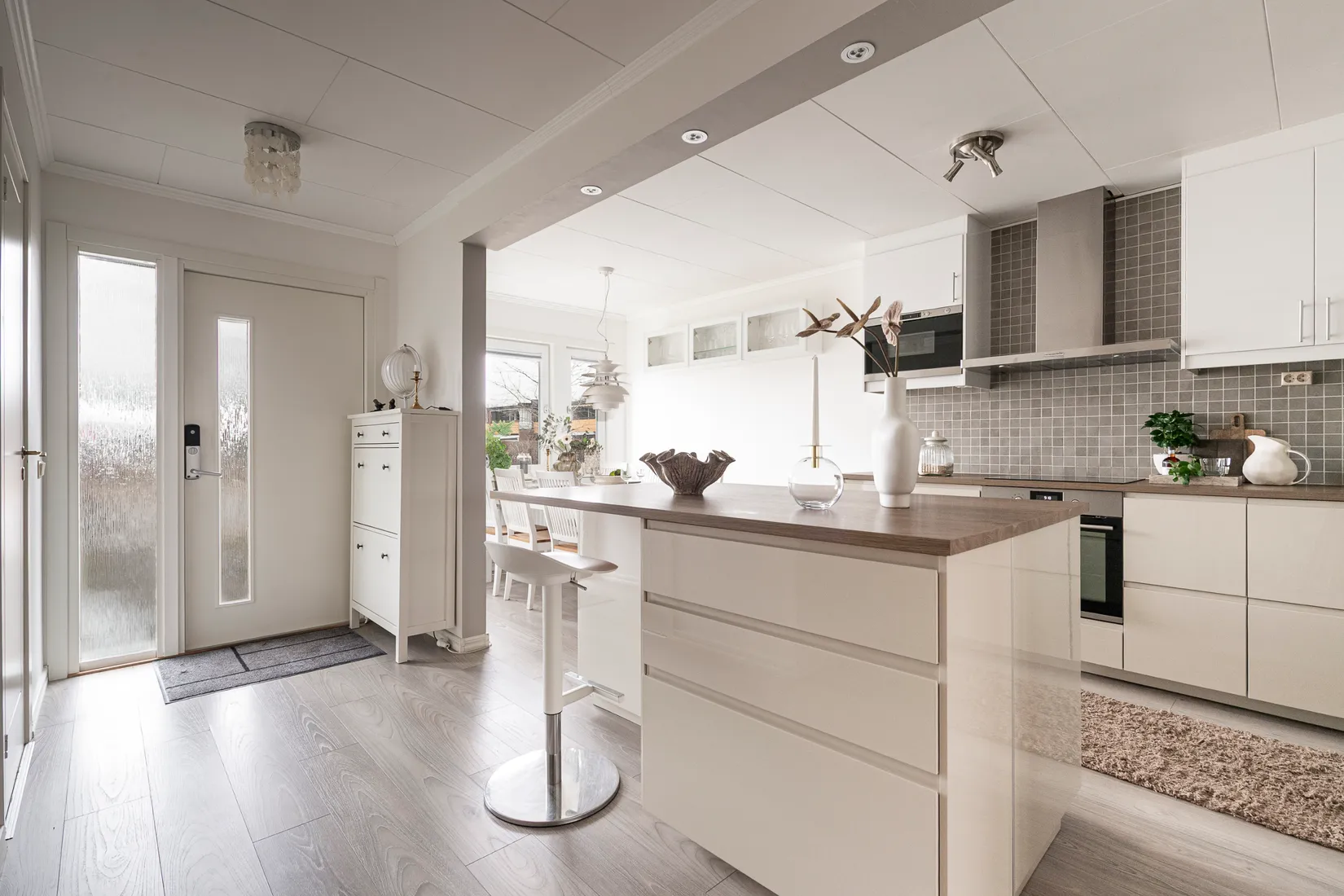 Villa, Radhus, Håkantorpsgatan 113, Skälby, Västerås