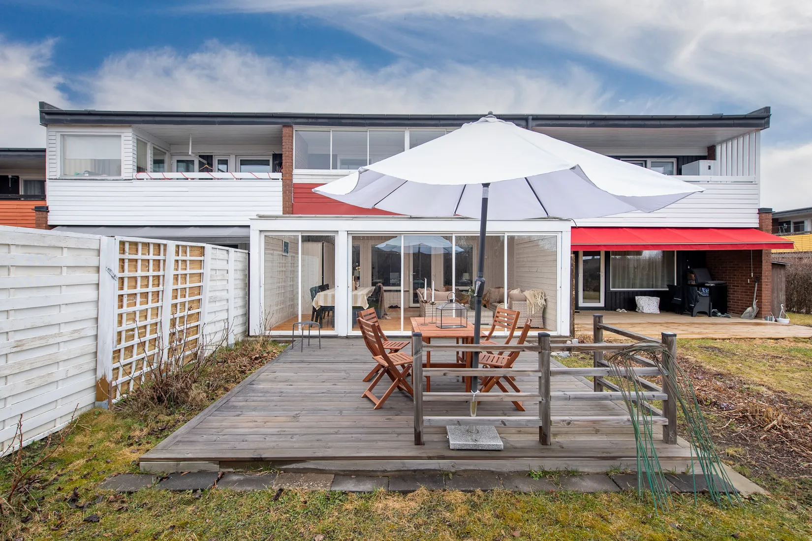 Villa, Radhus, Håkantorpsgatan 113, Skälby, Västerås