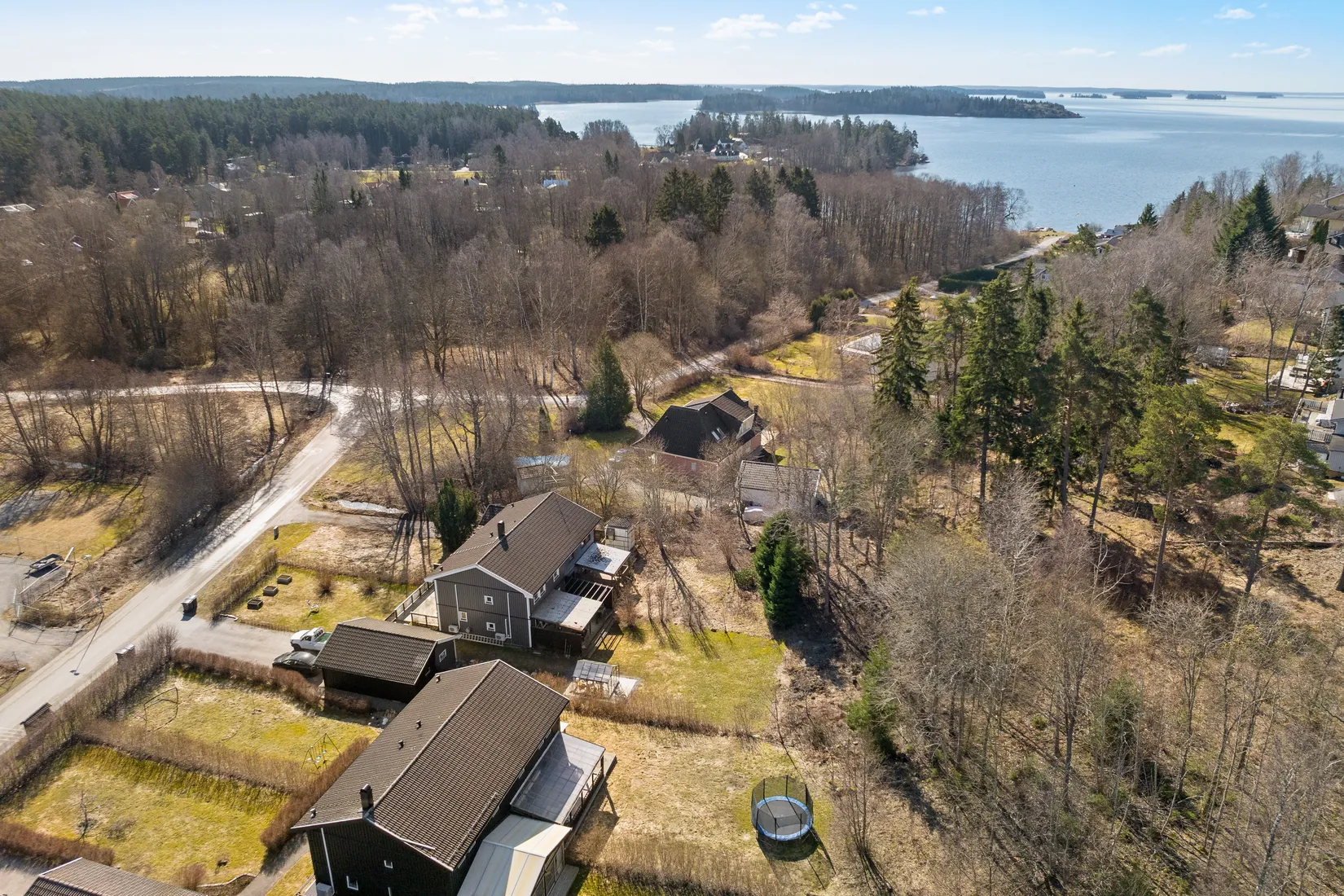 Villa, Radhus, Båtsbacken 2B, Hagviken, Håbo