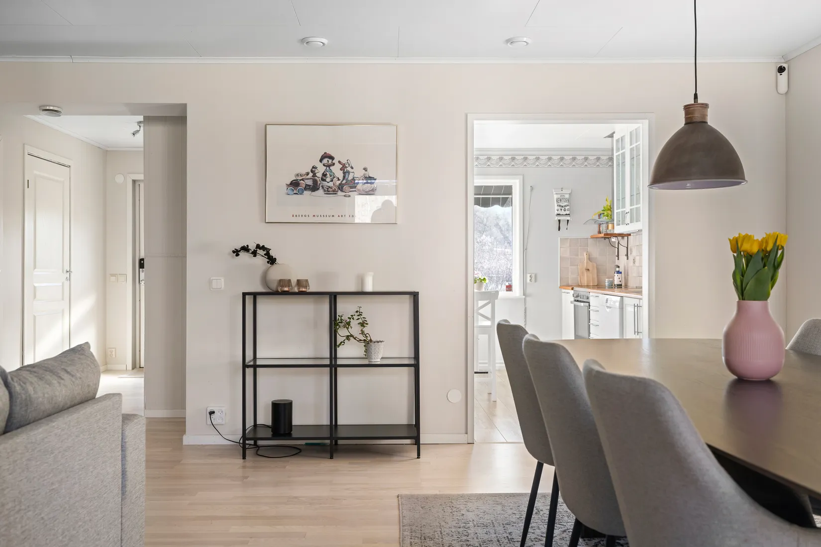 Villa, Radhus, Båtsbacken 2B, Hagviken, Håbo