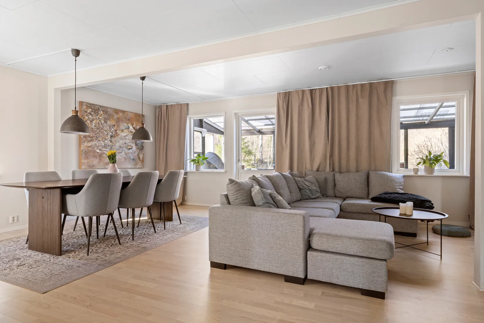 Villa, Radhus, Båtsbacken 2B, Hagviken, Håbo