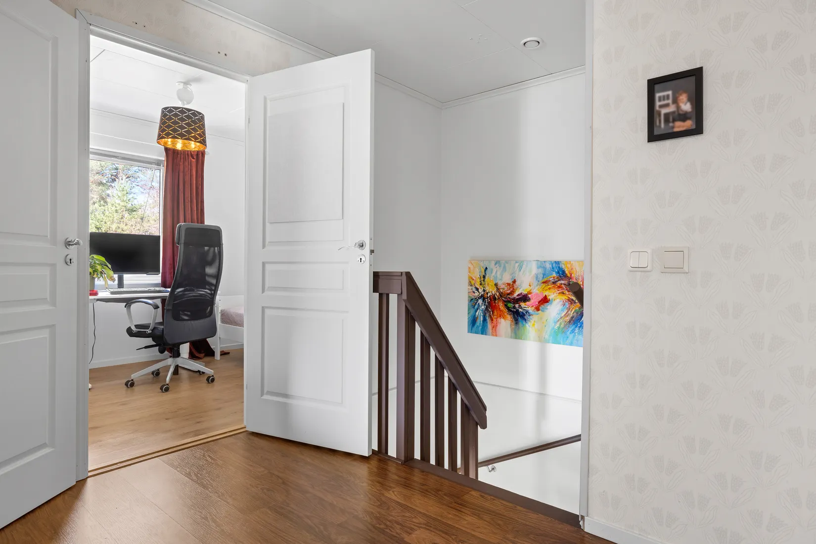 Villa, Radhus, Båtsbacken 2B, Hagviken, Håbo