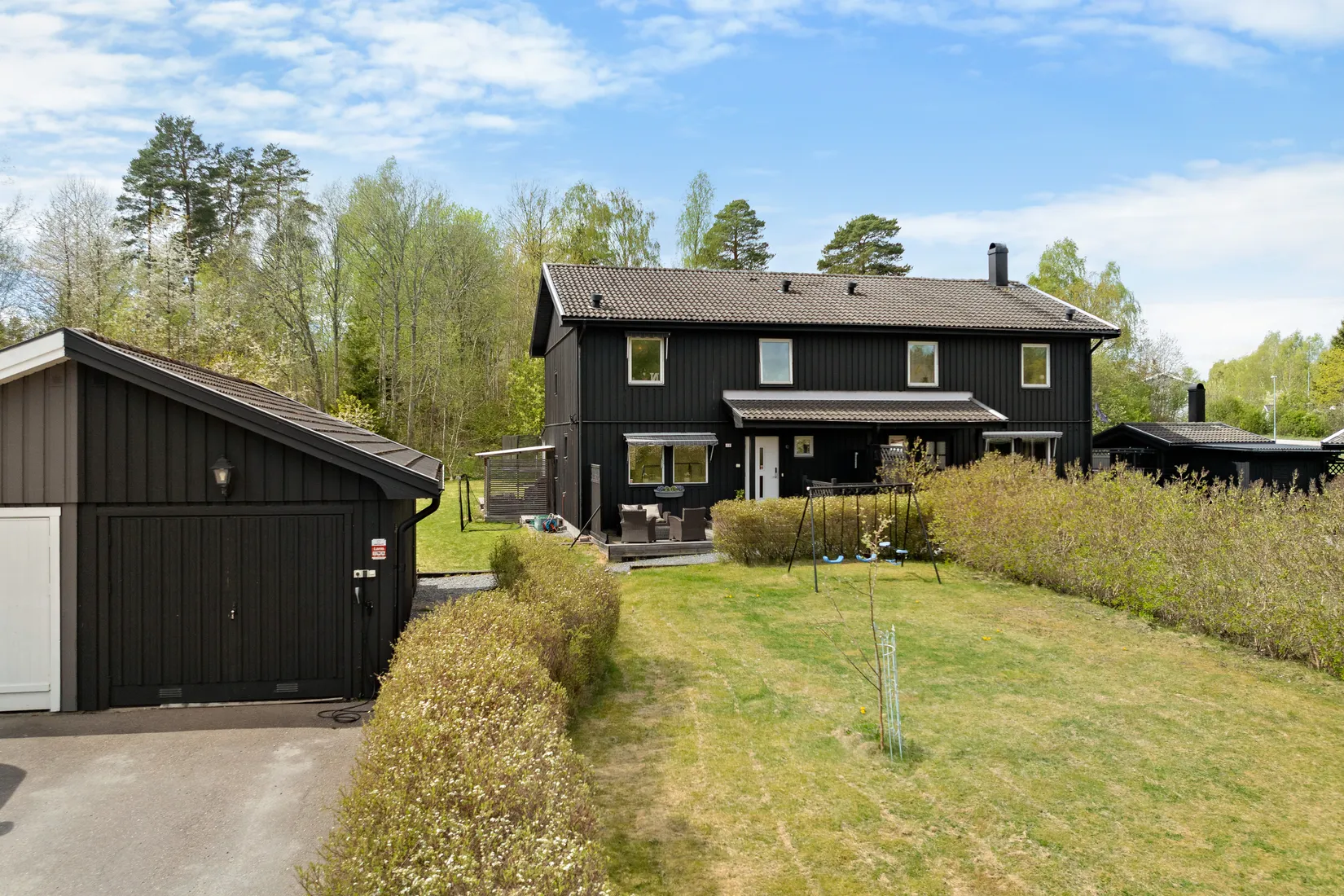 Villa, Radhus, Båtsbacken 2B, Hagviken, Håbo