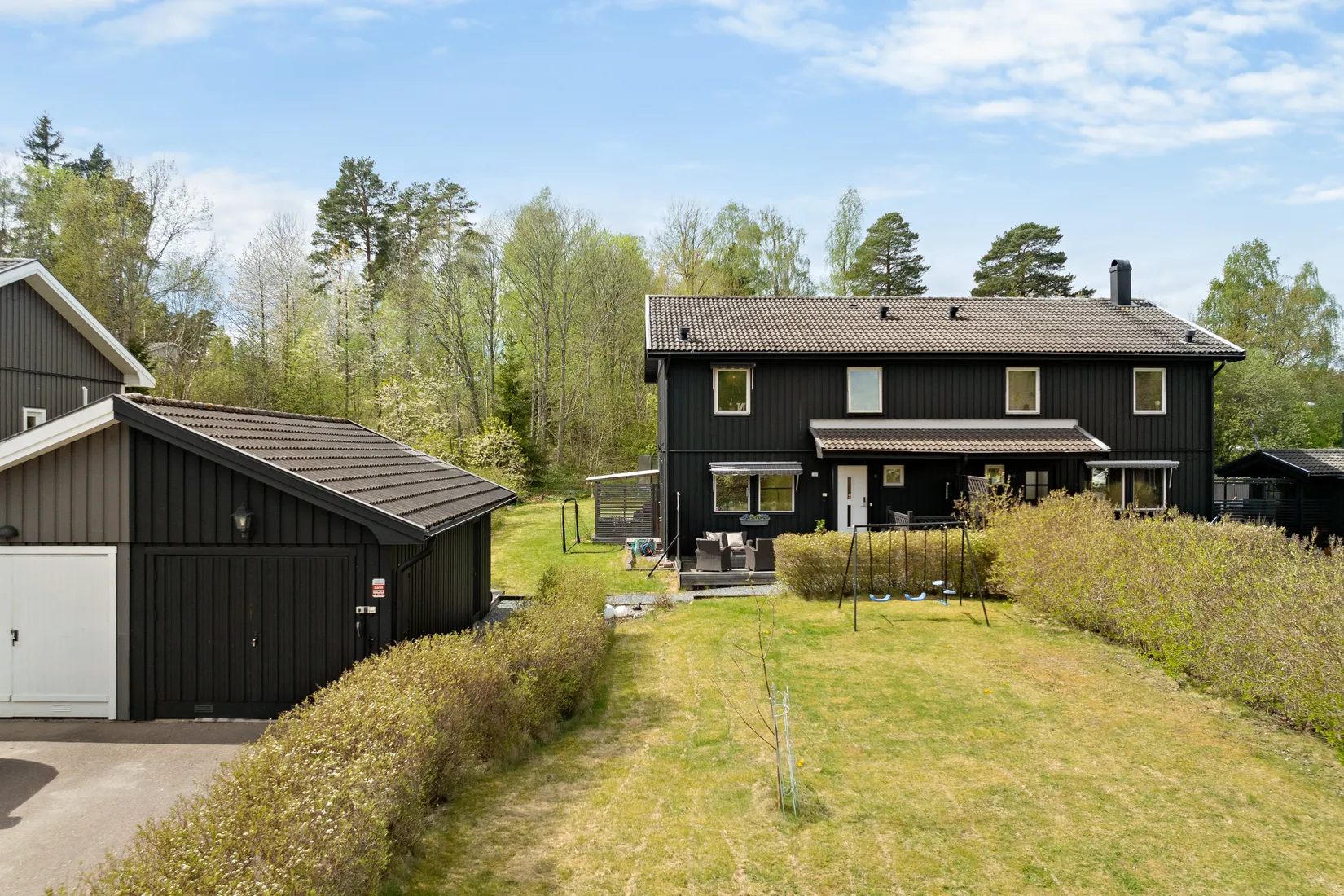 Villa, Radhus, Båtsbacken 2B, Hagviken, Håbo