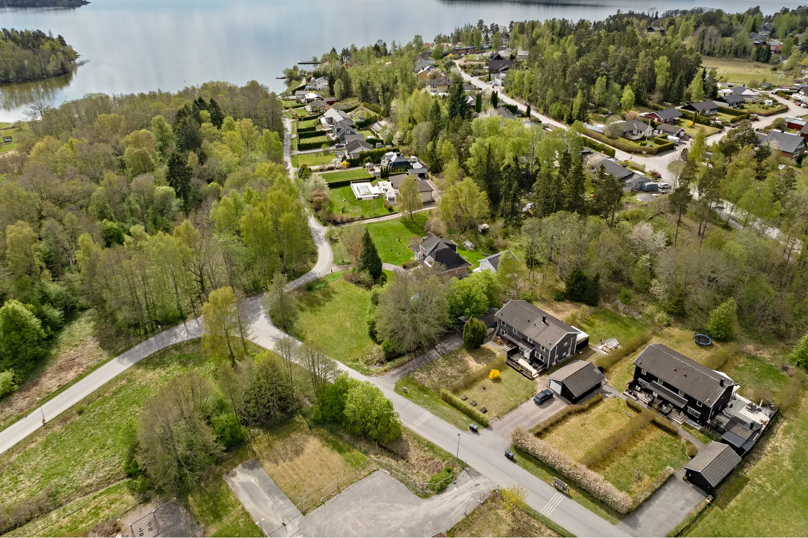 Villa, Radhus, Båtsbacken 2B, Hagviken, Håbo
