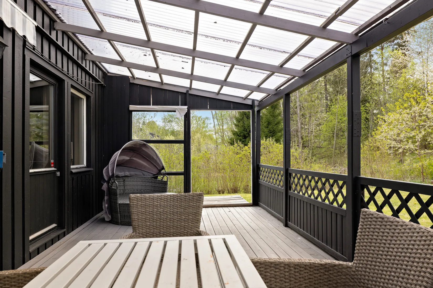 Villa, Radhus, Båtsbacken 2B, Hagviken, Håbo