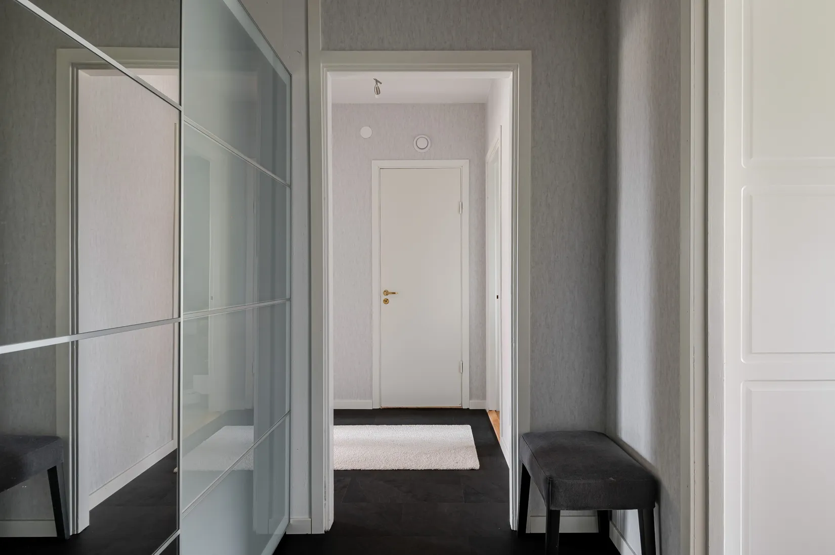 Bostadsrätt, Spolegatan 8B, 2 vån, Holm, Motala