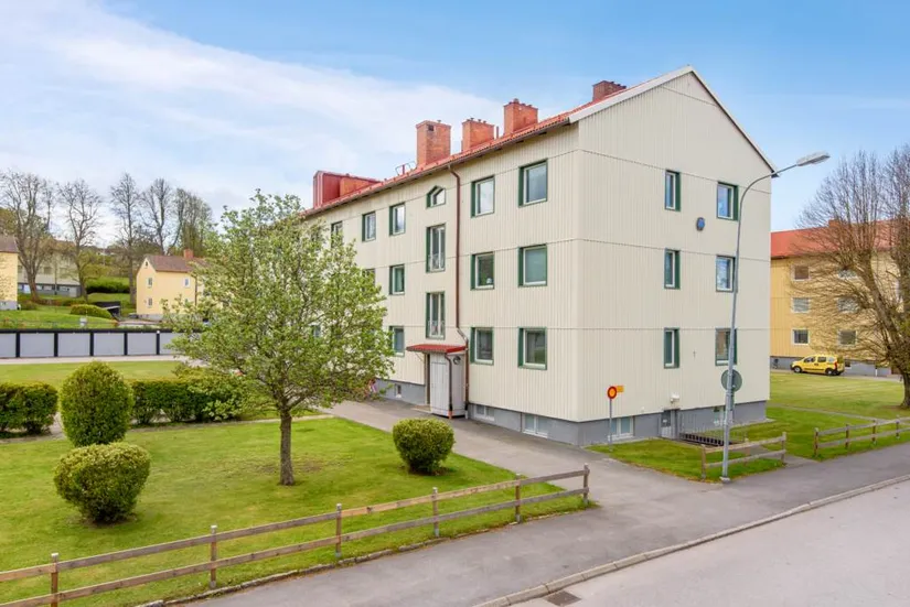 Bostadsrätt, Spolegatan 8B, 2 vån, Holm, Motala