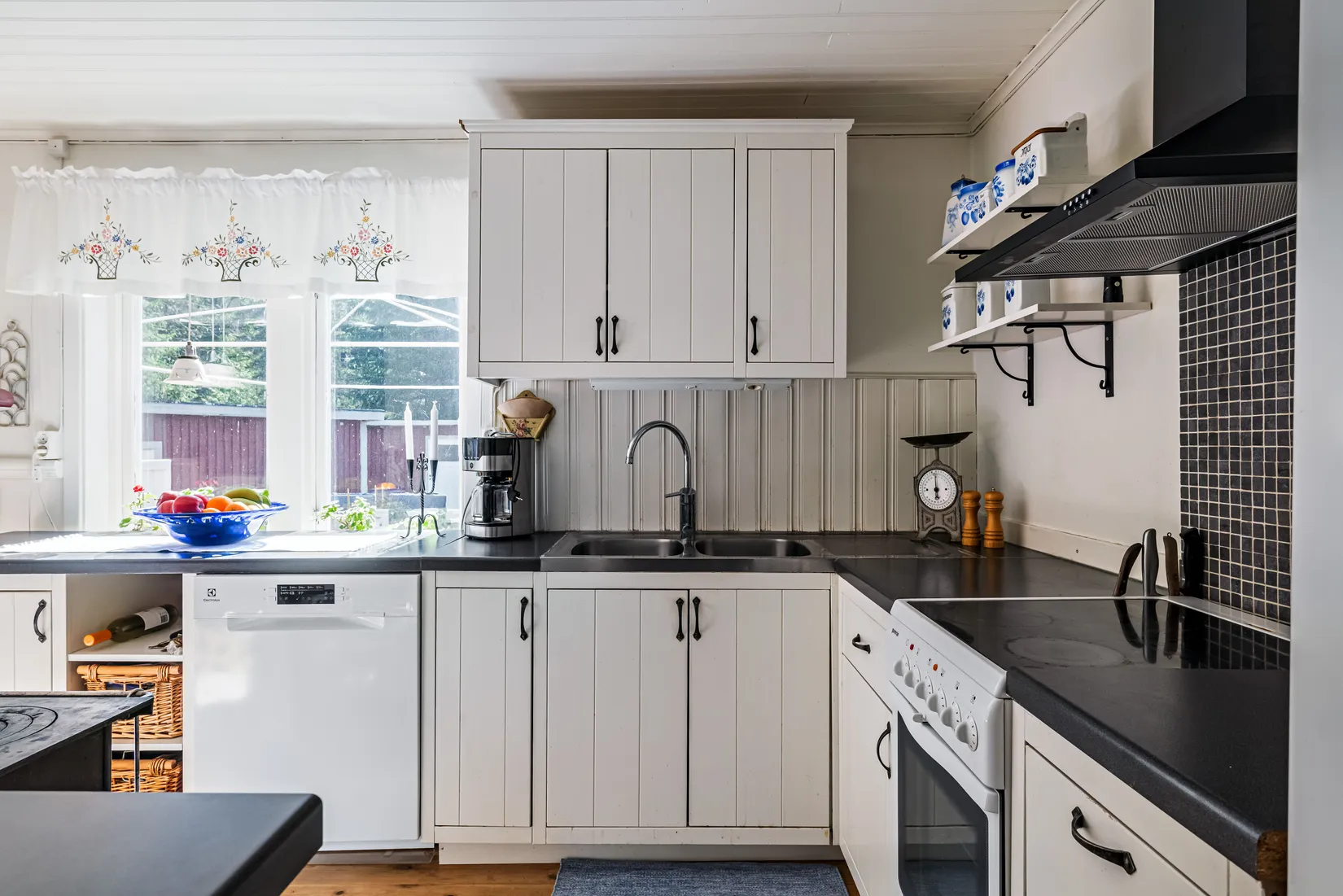 Fritidshus, Strandpromenaden 2, Karintorp, Askersund