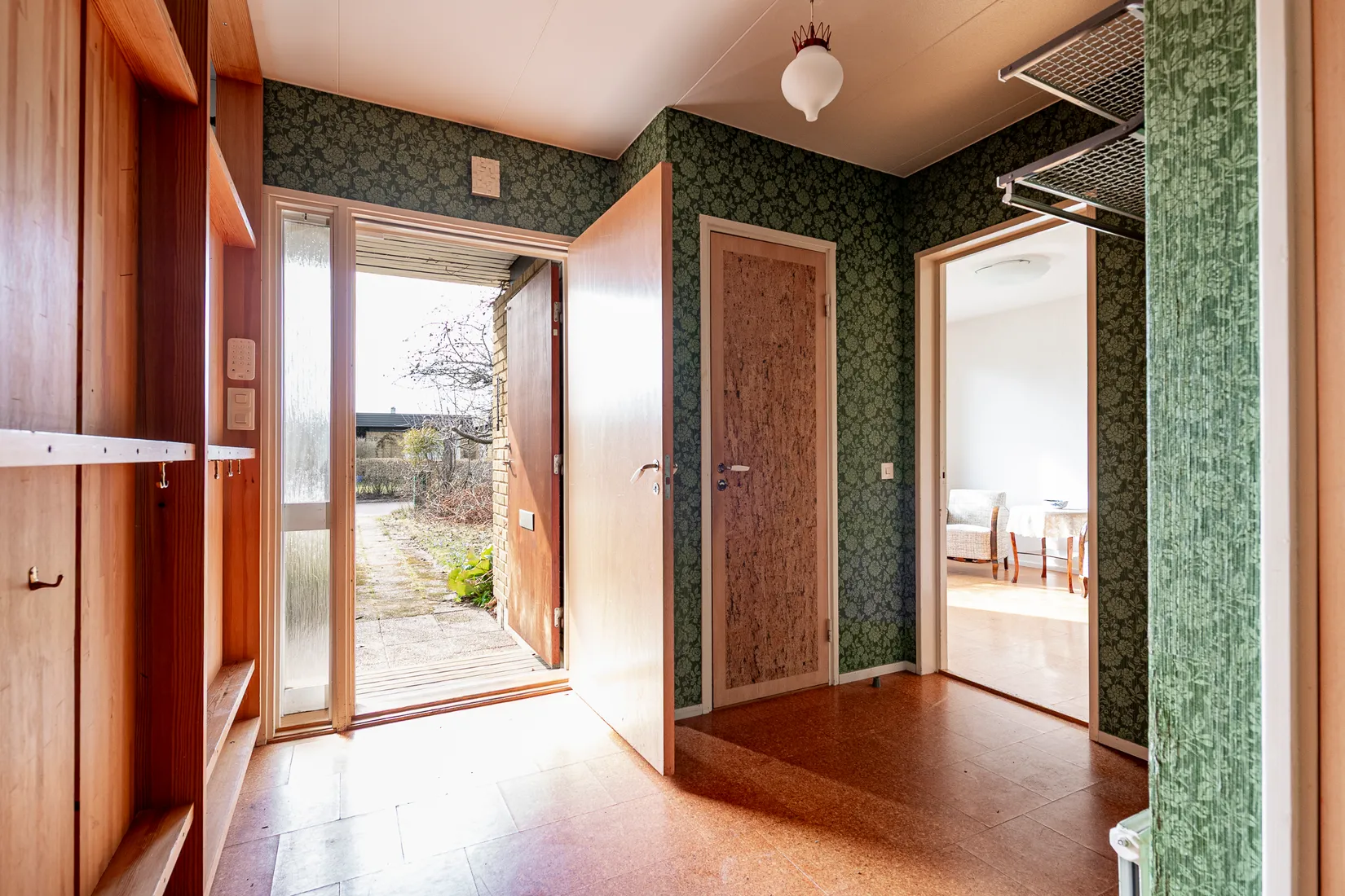 Villa, Radhus, Stålverksgatan 6, Bäckby, Västerås