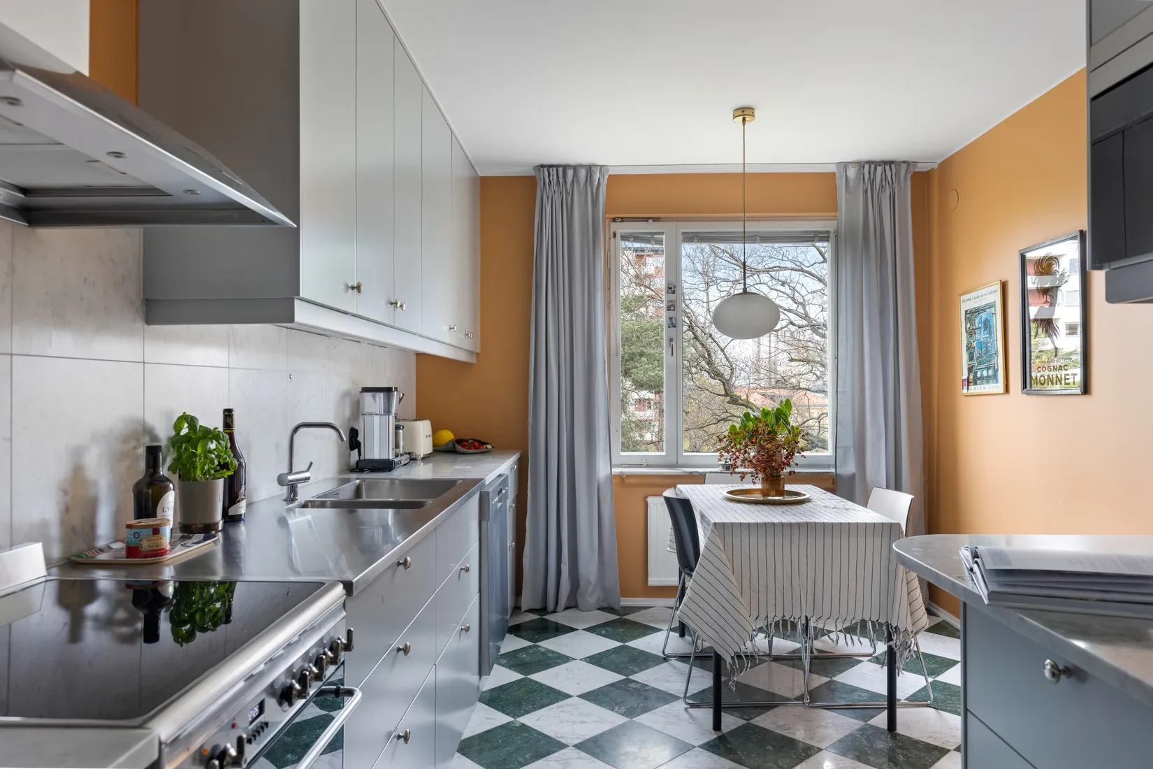 Bostadsrätt, Sandhamnsgatan 25, Gärdet, Stockholm