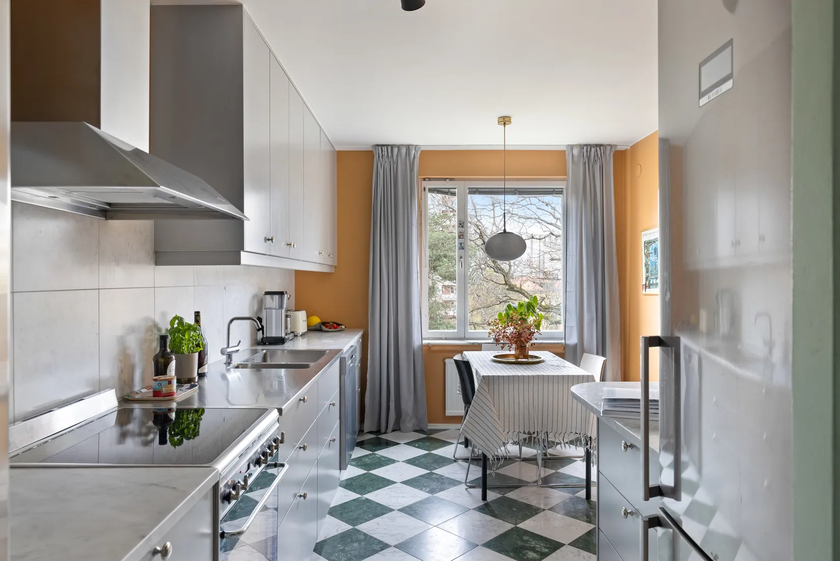 Bostadsrätt, Sandhamnsgatan 25, Gärdet, Stockholm