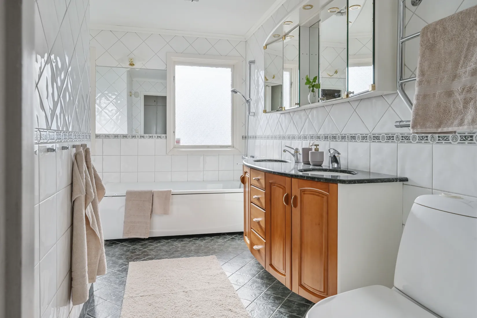 Villa, Verdandivägen 24, Viby/Norrviken, Sollentuna