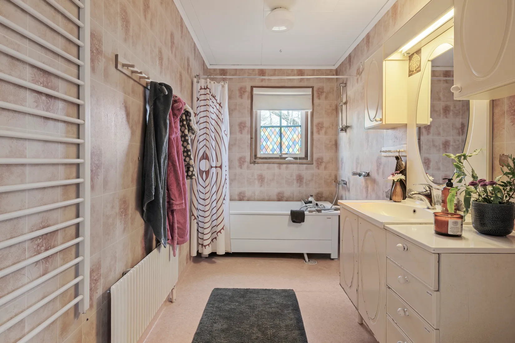 Villa,  Rosenlund 9, Rickebasta, Knivsta