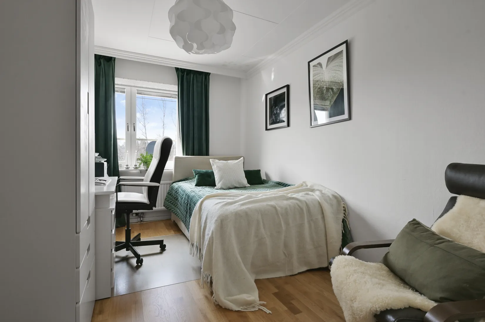 Radhus, Gränsvägen 264, Solhem, Stockholm