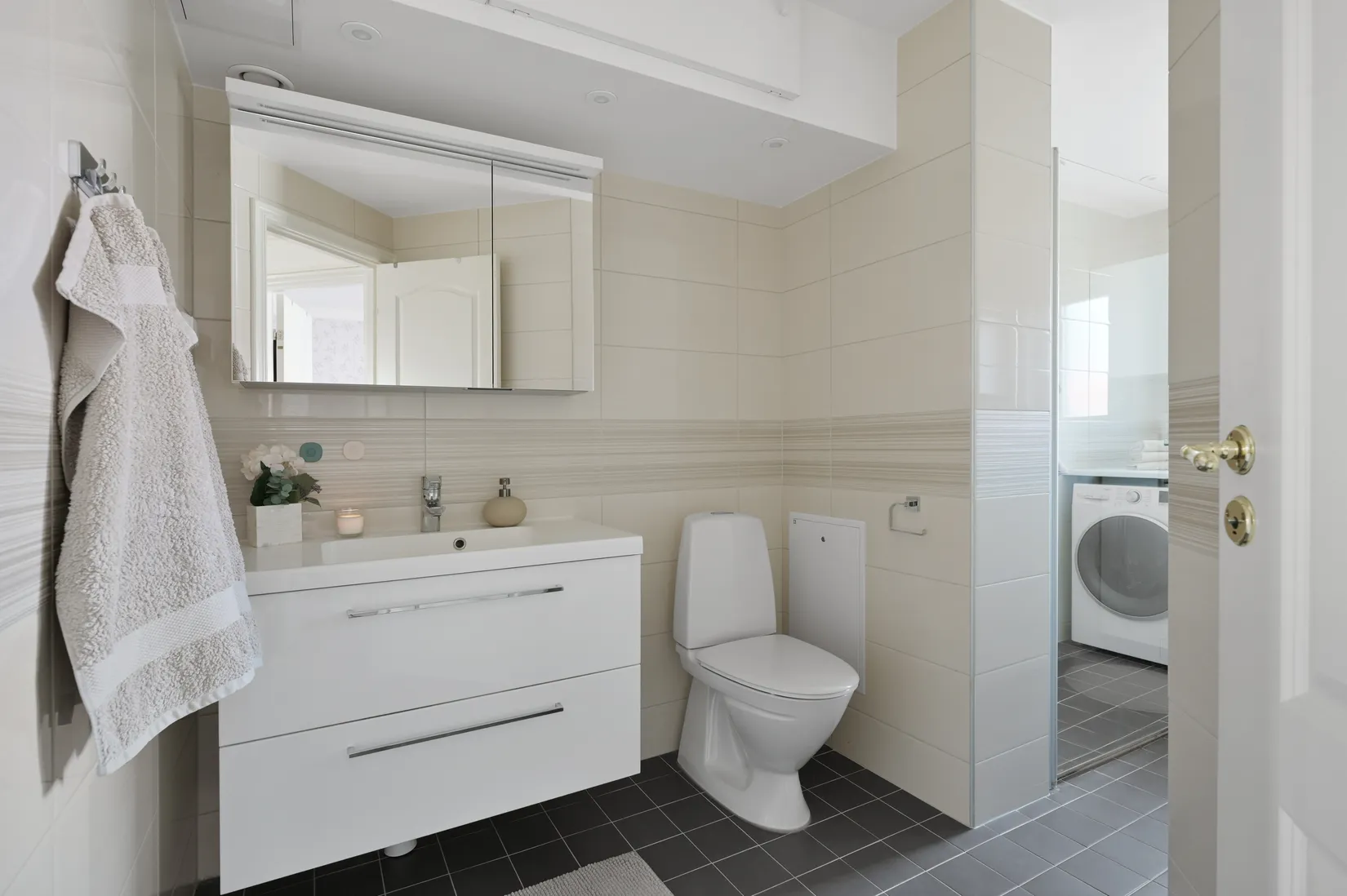 Radhus, Gränsvägen 264, Solhem, Stockholm