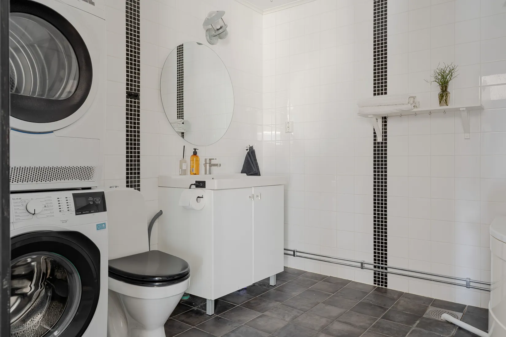 Villa, Radhus, Vulcanusvägen 42B, Bergvreten, Enköping