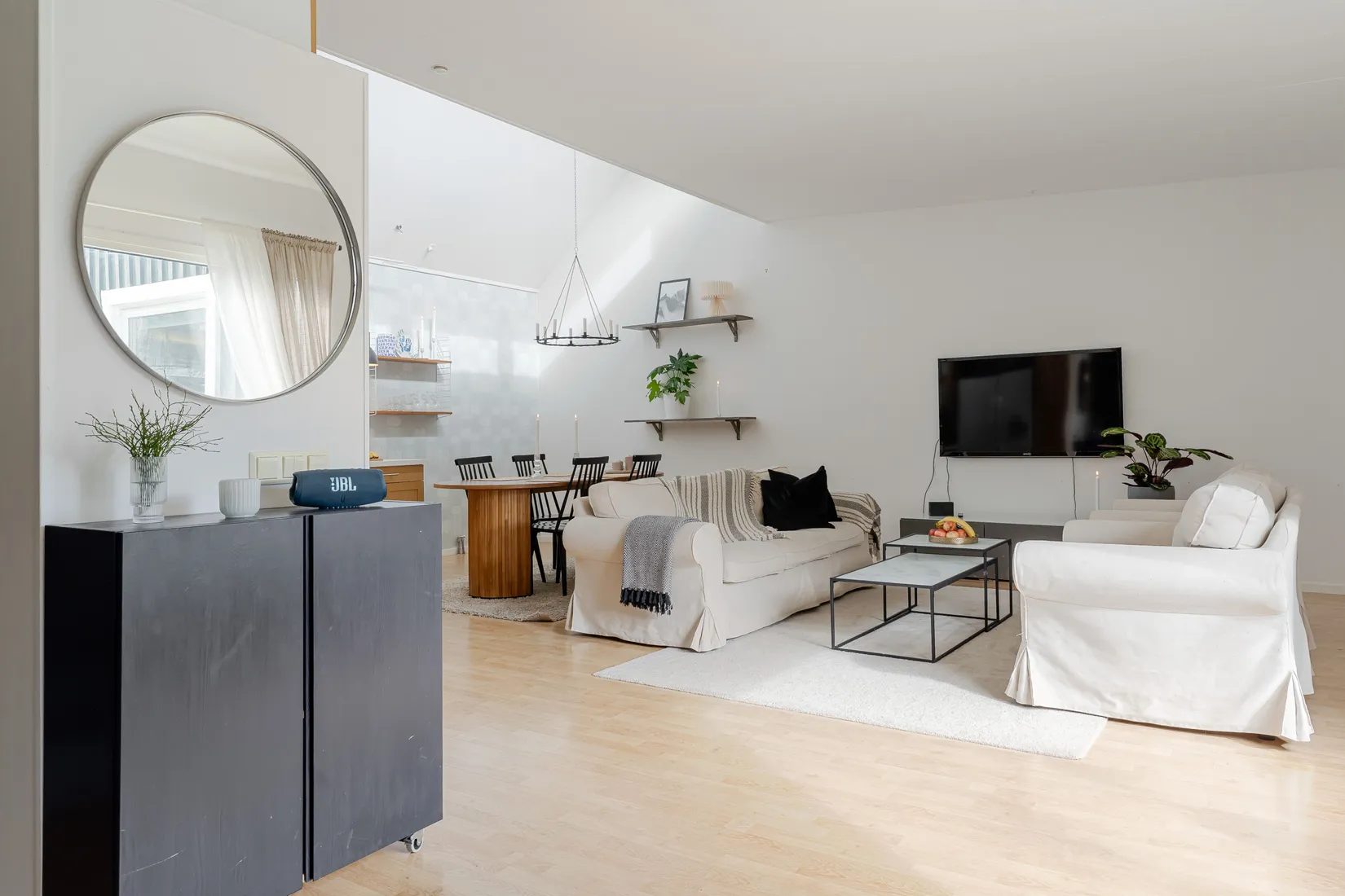 Villa, Radhus, Vulcanusvägen 42B, Bergvreten, Enköping