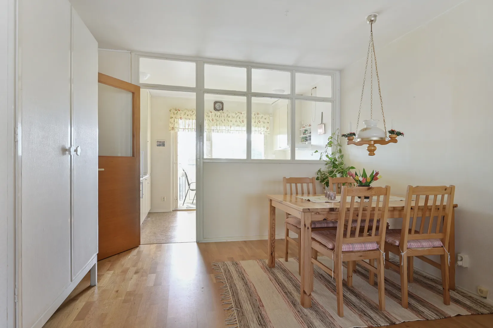 Bostadsrätt, Molkomsbacken 27, Farsta Centrum, Stockholm