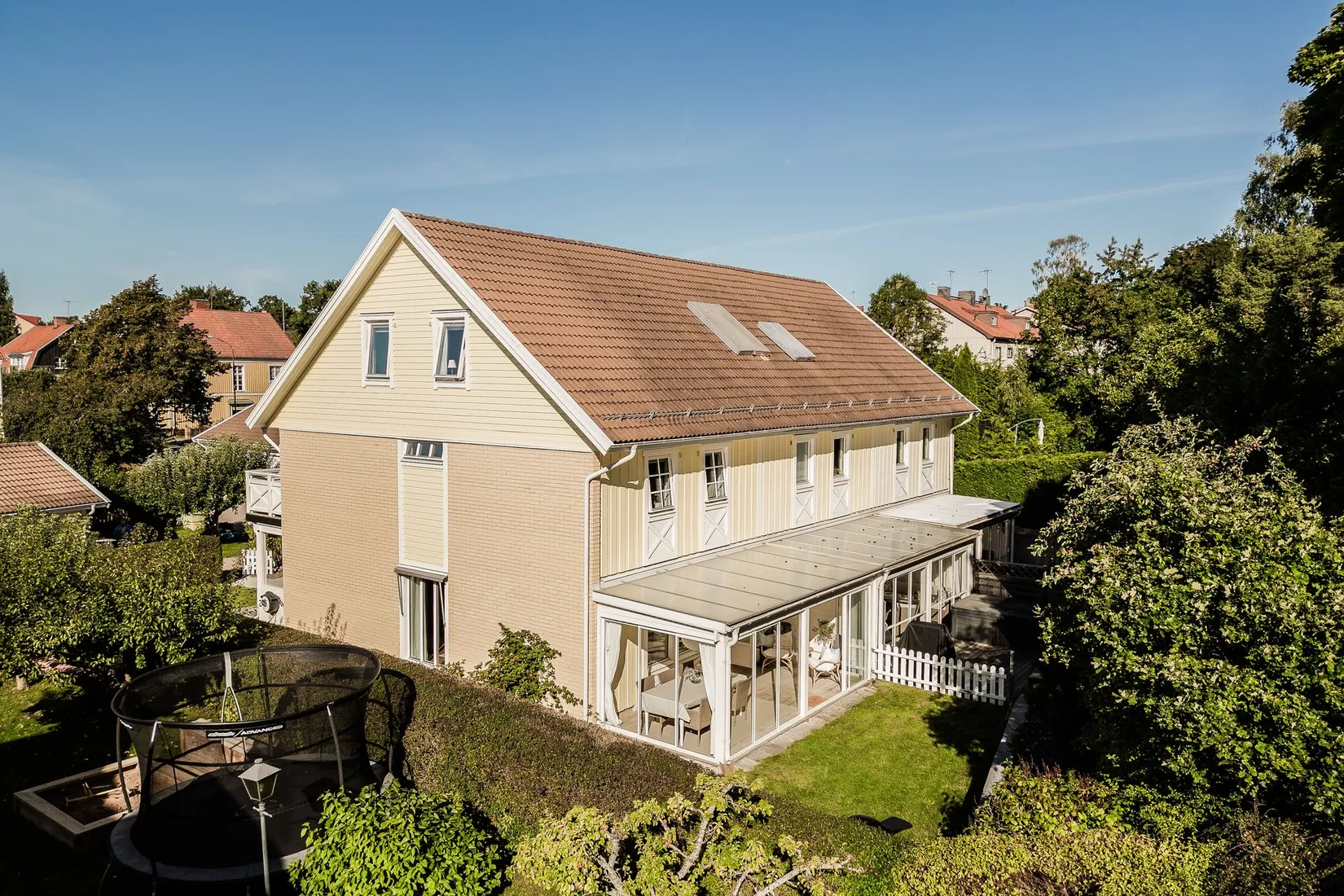 Villa, Drottninggatan 2F, Jakobsberg, Västerås