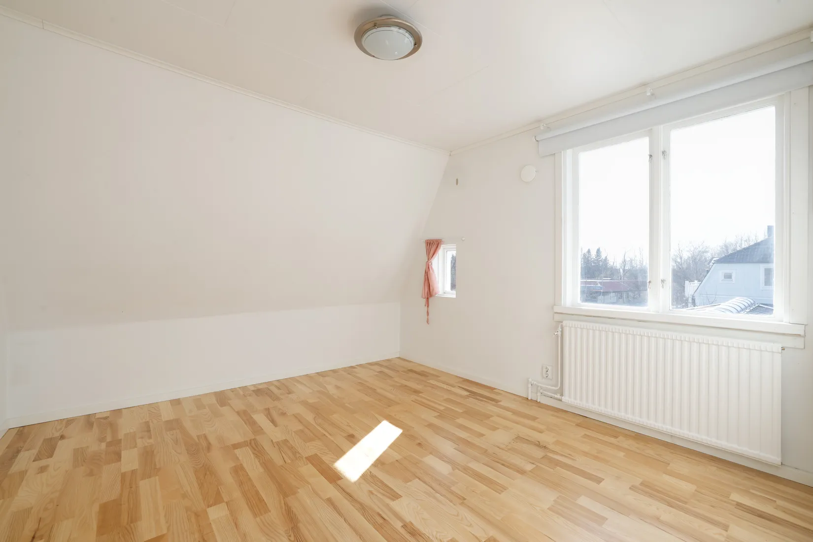 Villa, Stenbovägen 27, Lillån, Örebro