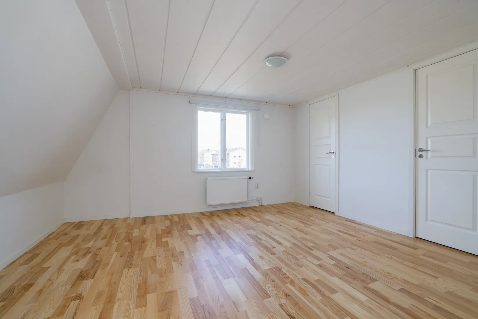 Villa, Stenbovägen 27, Lillån, Örebro