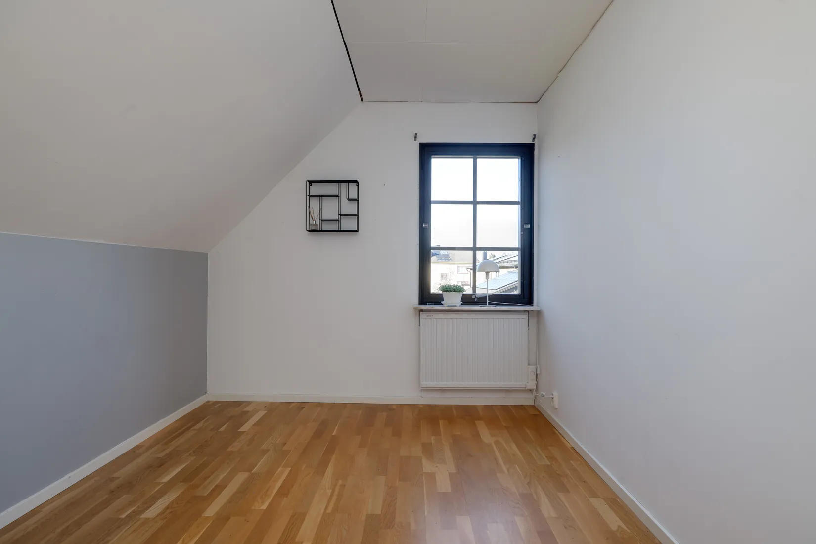 Villa, Gartzvägen 7, Haga, Kumla