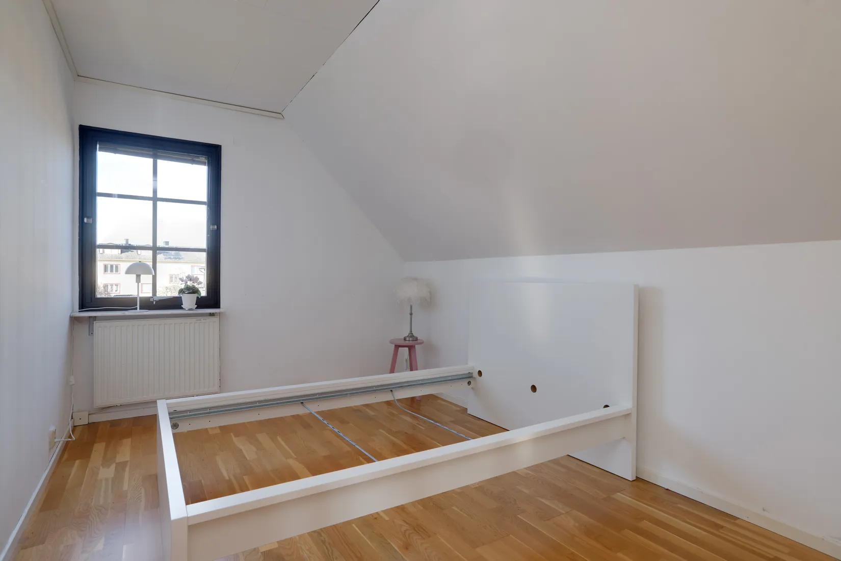 Villa, Gartzvägen 7, Haga, Kumla