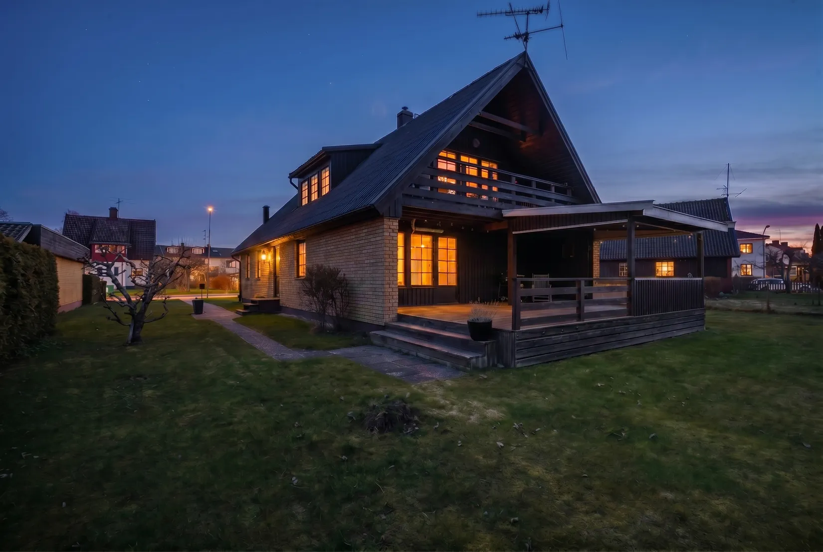 Villa, Gartzvägen 7, Haga, Kumla