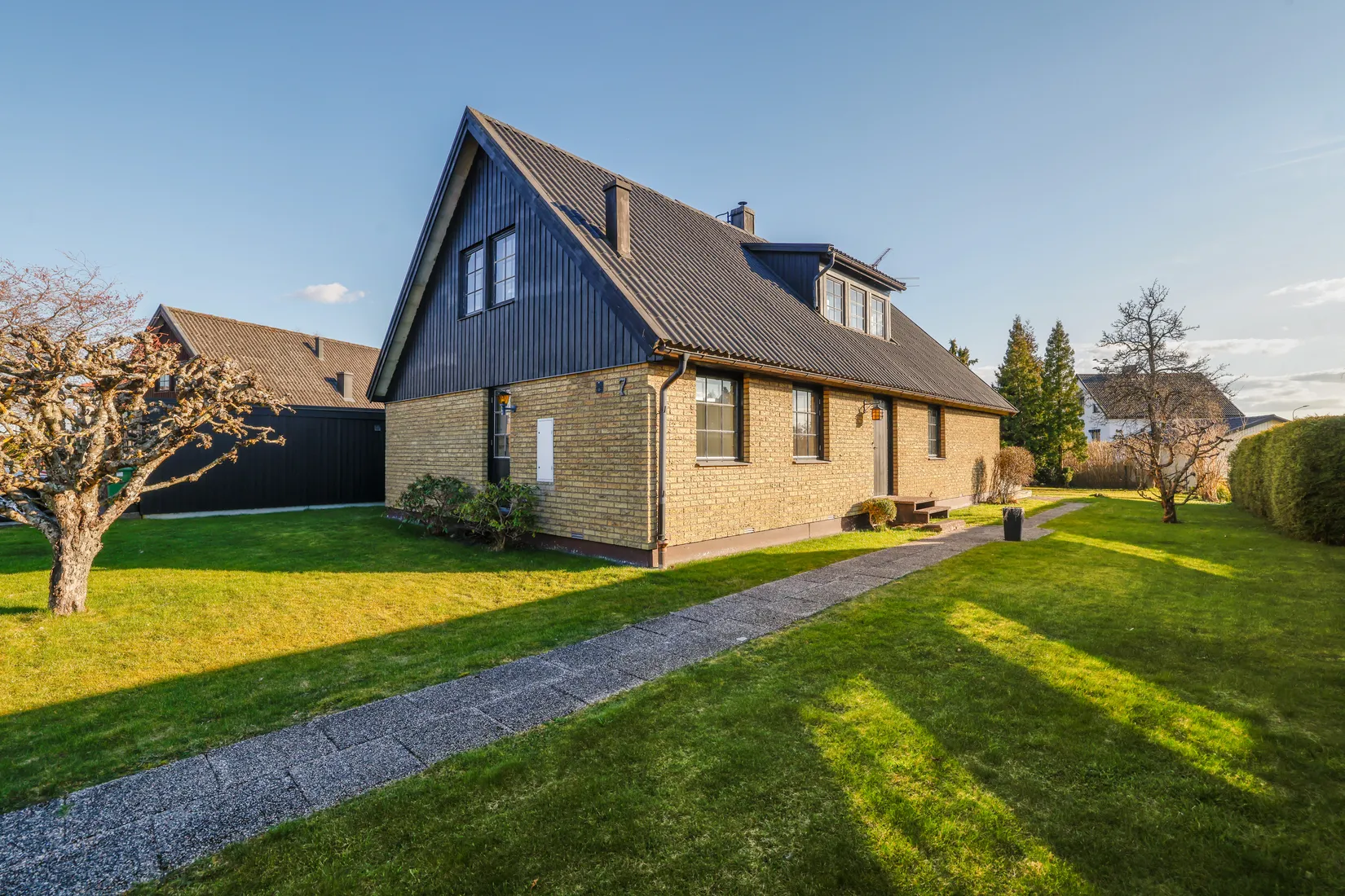 Villa, Gartzvägen 7, Haga, Kumla