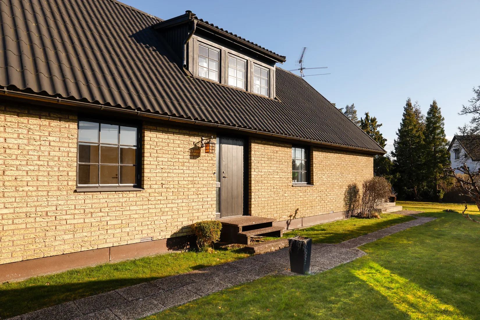 Villa, Gartzvägen 7, Haga, Kumla