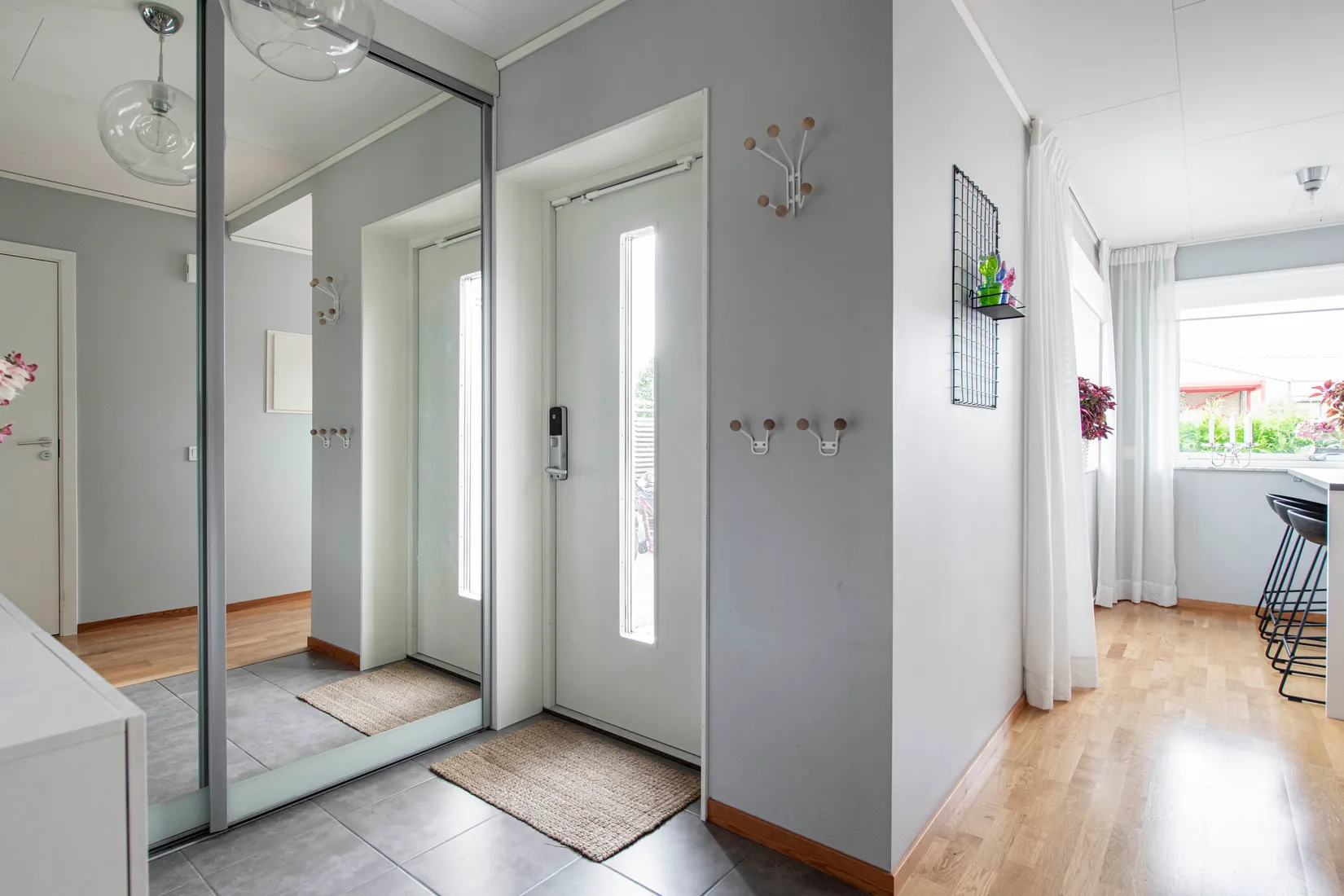 Villa, Radhus, Finlandsgatan 4, Lillhamra, Västerås