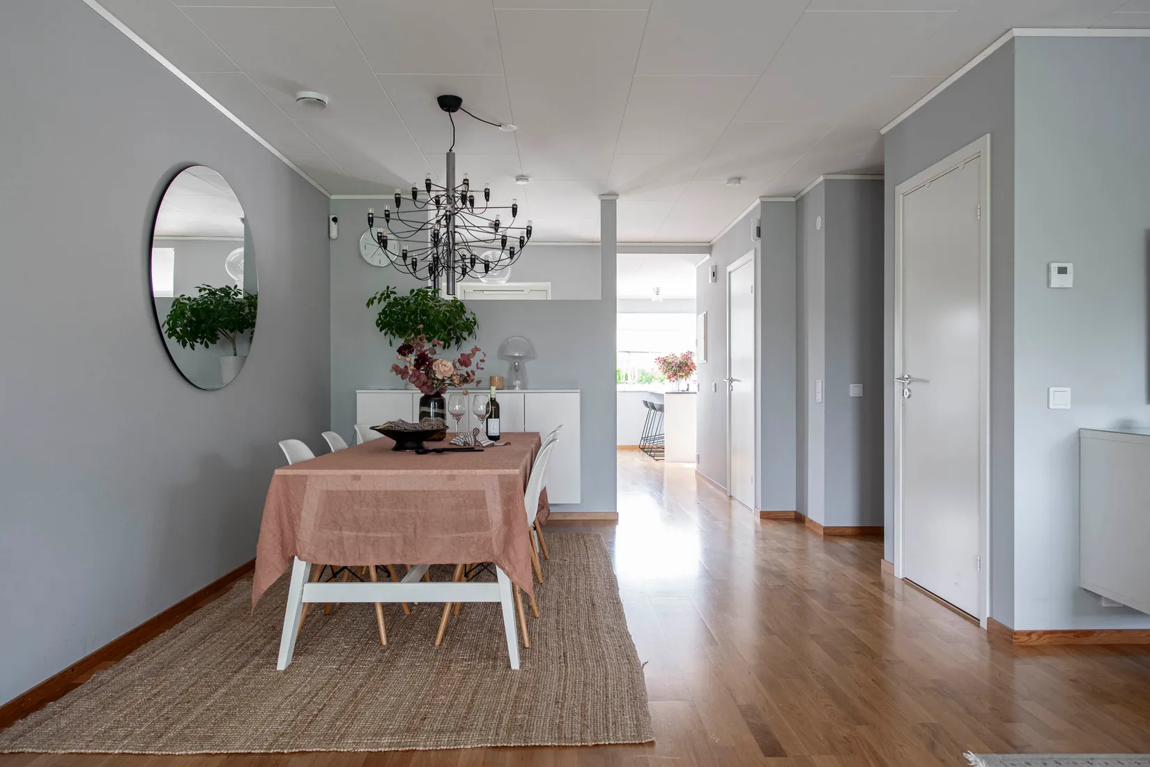 Villa, Radhus, Finlandsgatan 4, Lillhamra, Västerås
