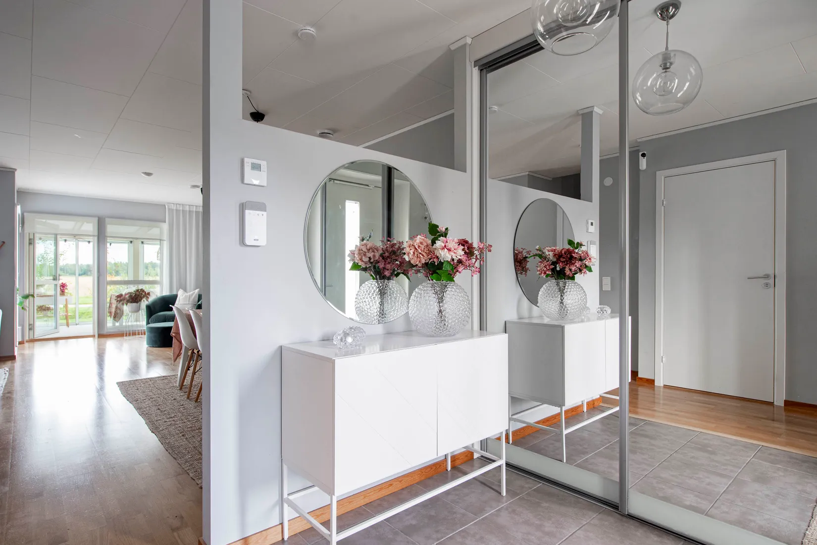 Villa, Radhus, Finlandsgatan 4, Lillhamra, Västerås