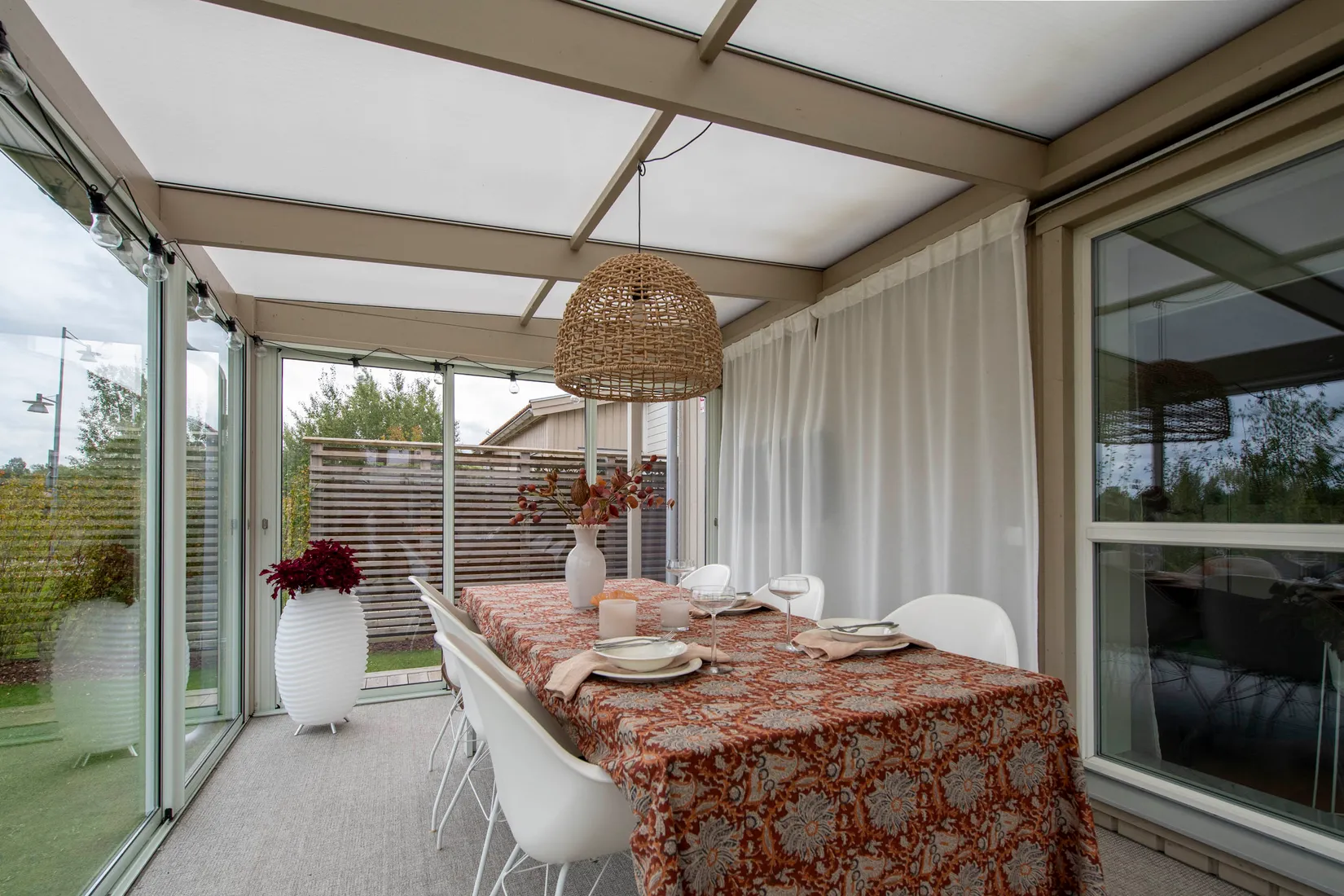 Villa, Radhus, Finlandsgatan 4, Lillhamra, Västerås