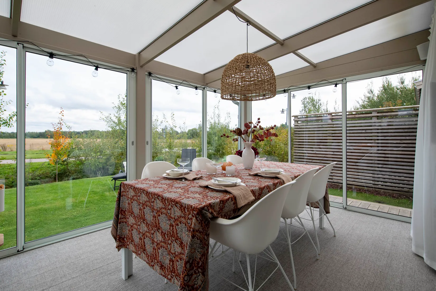 Villa, Radhus, Finlandsgatan 4, Lillhamra, Västerås